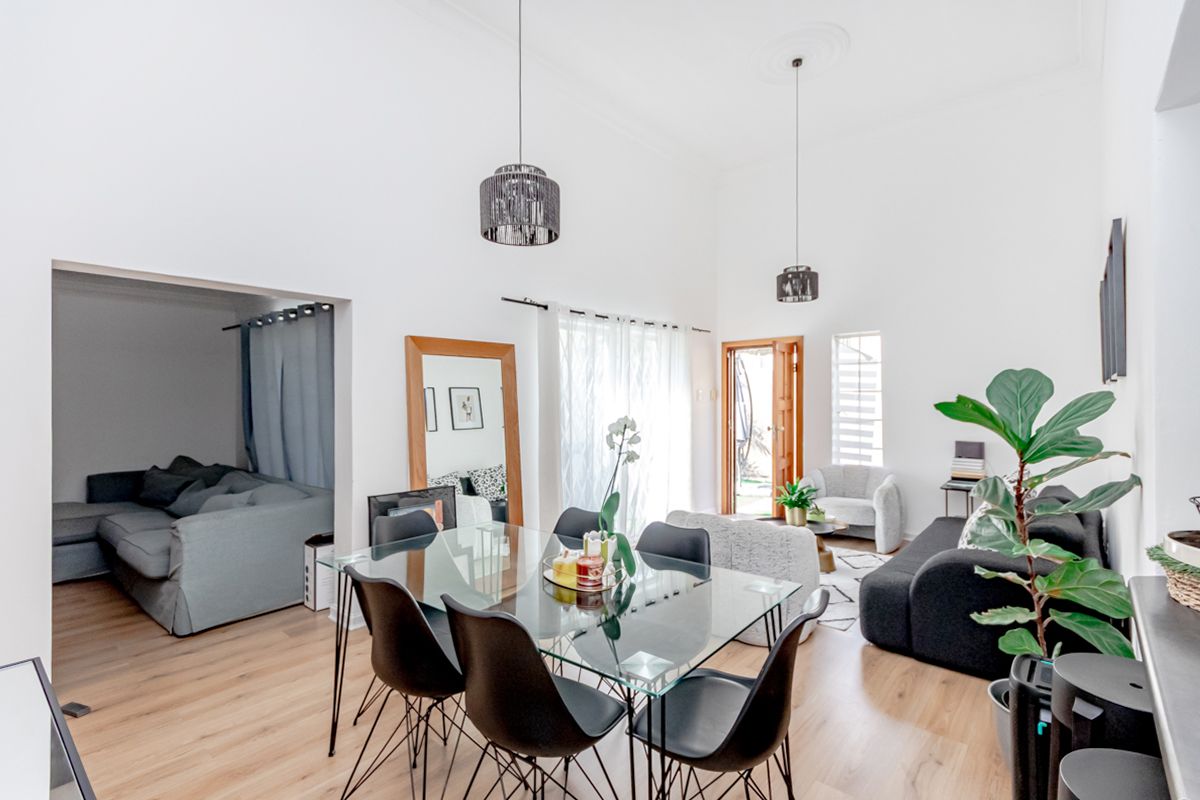 Modern, Move-In Ready Home in the Heart of Radiokop! - Photo 3