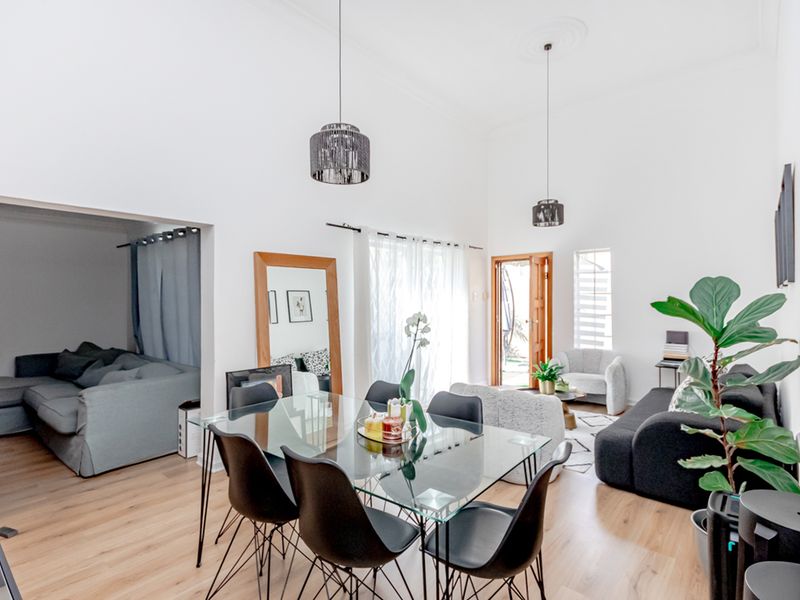 Modern, Move-In Ready Home in the Heart of Radiokop! - Photo 3