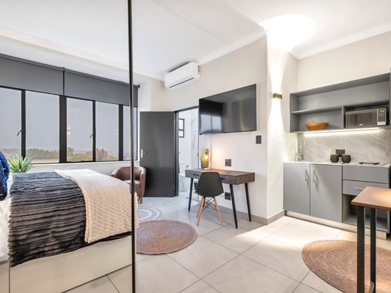 Modern Fully Furnished Studio Apartments in the Heart of Sandton - Photo 9