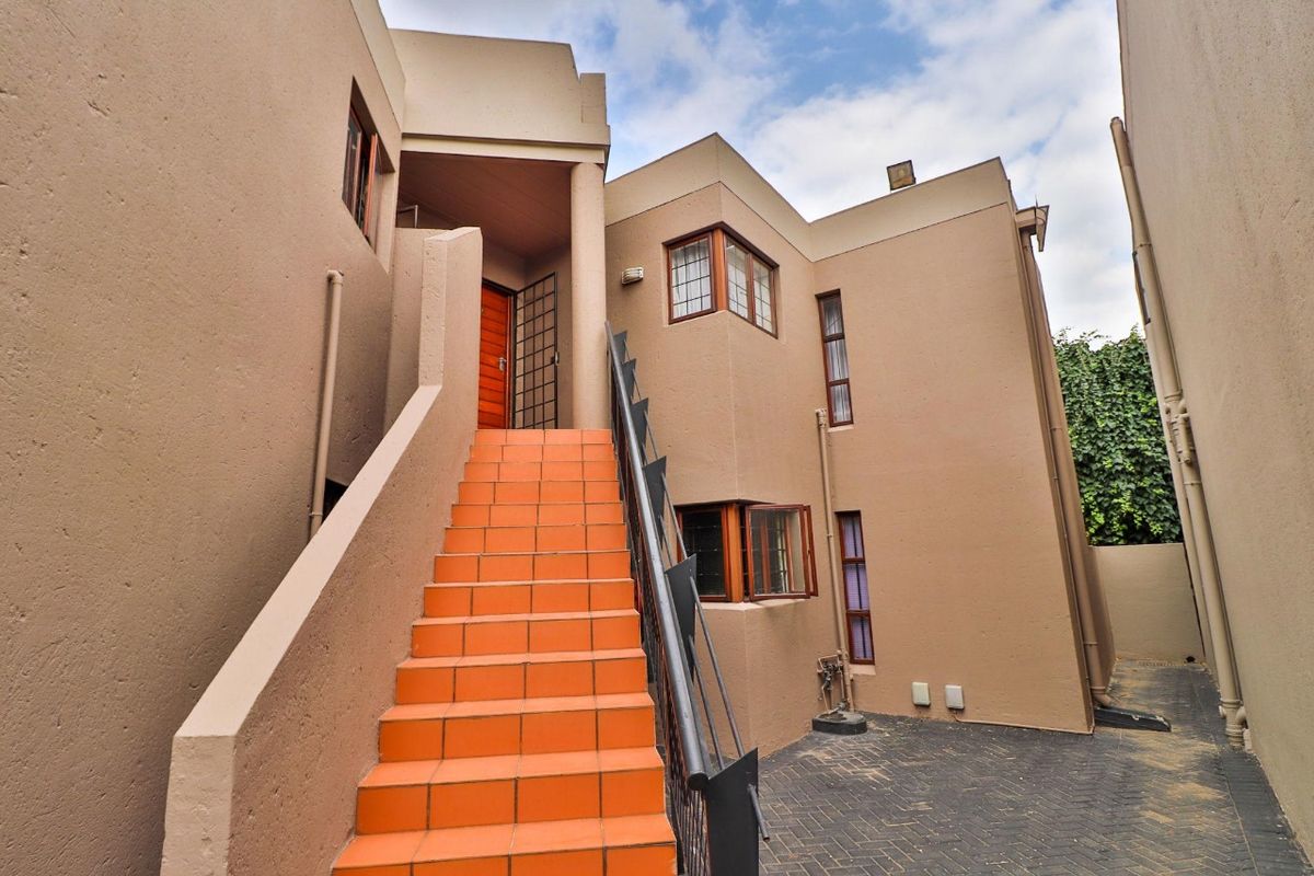 2 bedrom unit in Ashford Glenvista - Photo 2