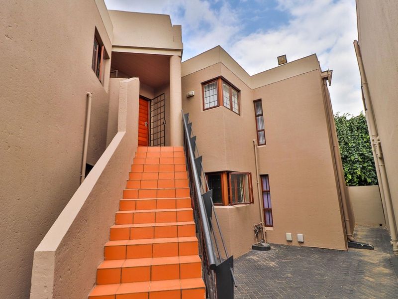 2 bedrom unit in Ashford Glenvista - Photo 2