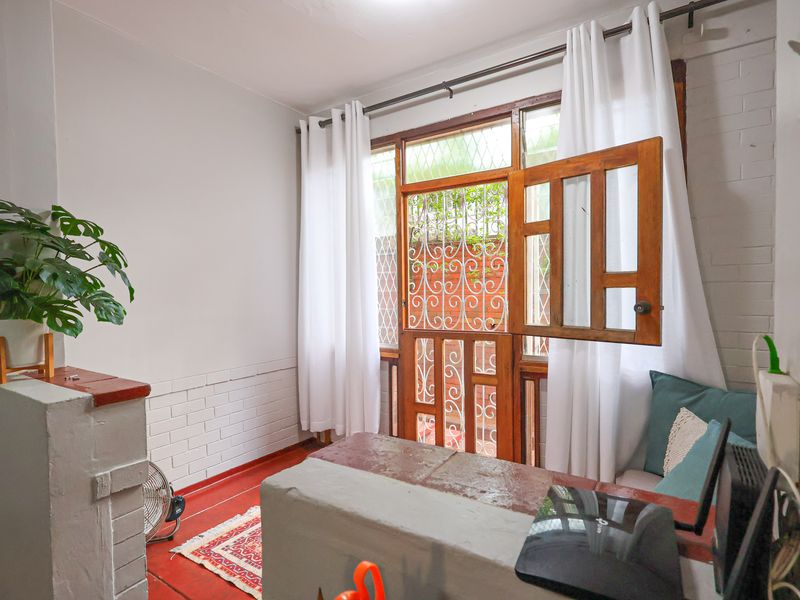 Neat One Bedroom Apartment close to amenities - Photo 7