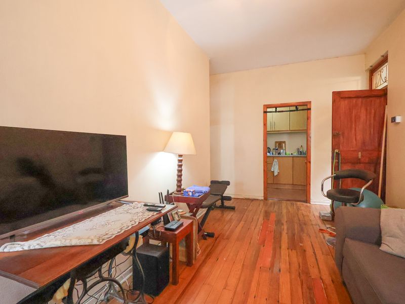 Pet Friendly One Bedroom Apartment - Photo 3