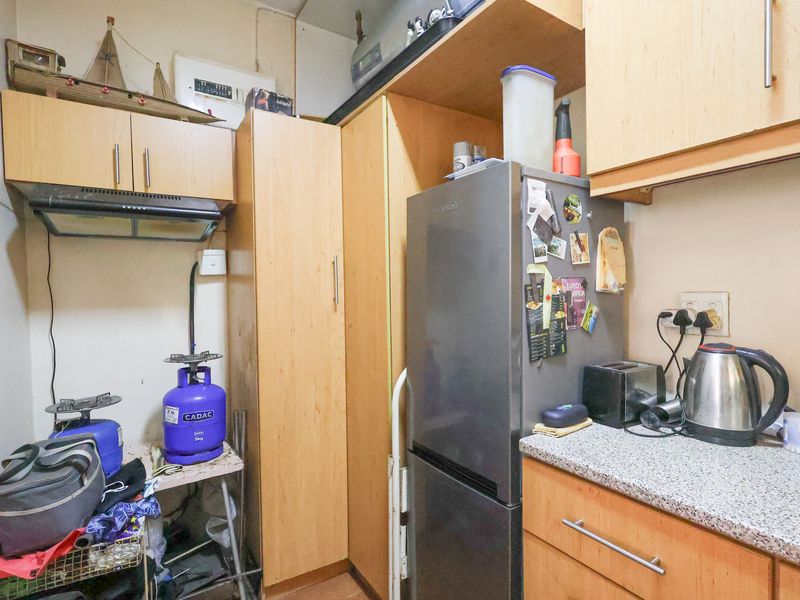 Pet Friendly One Bedroom Apartment - Photo 8