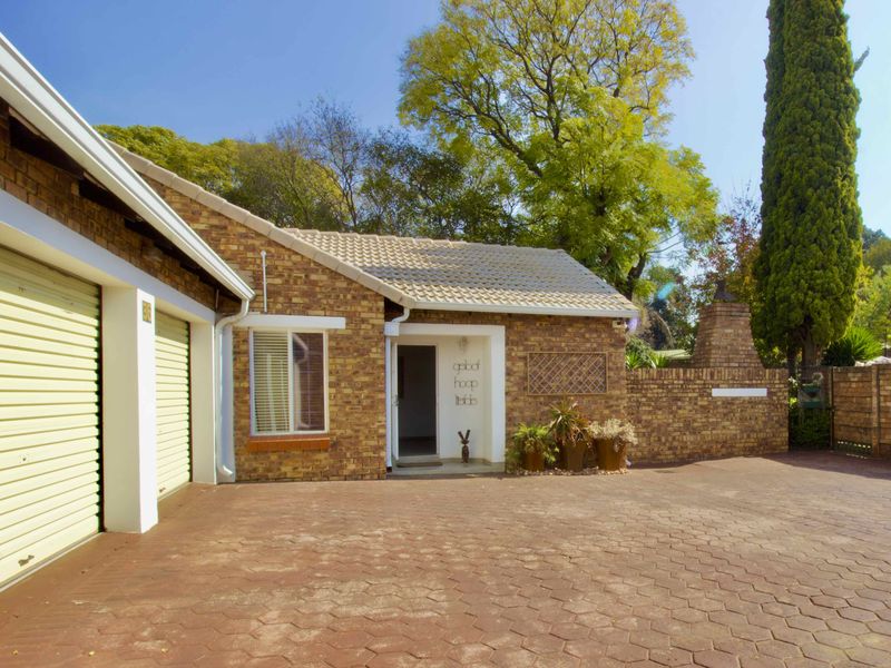 3 Bedroom townhouse in Centurion - Photo 2