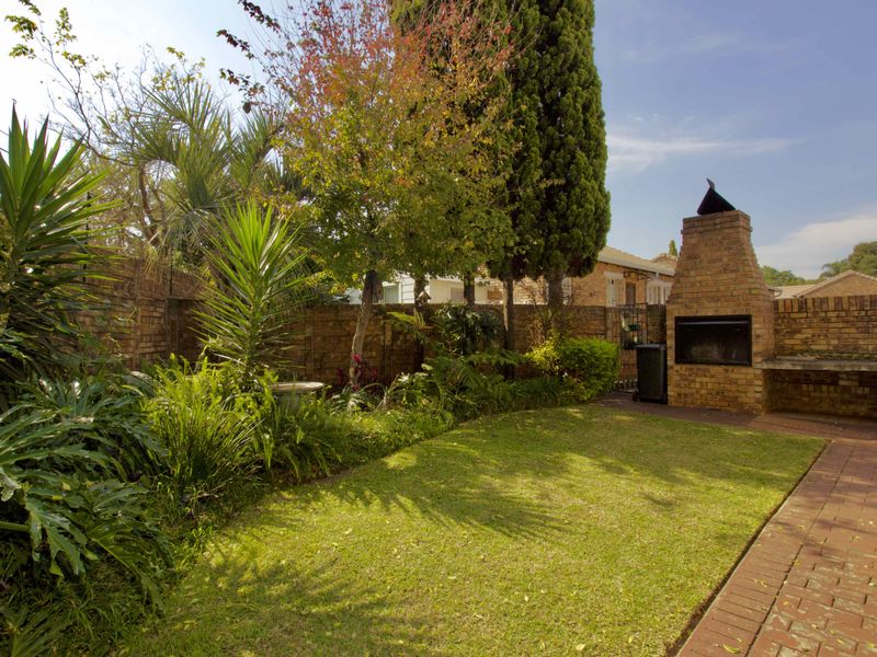 3 Bedroom townhouse in Centurion - Photo 4