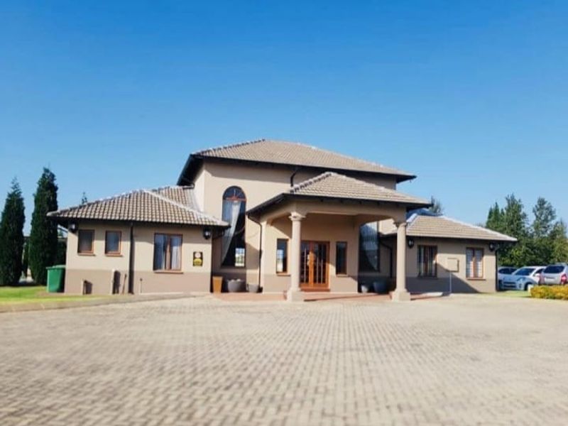 Cozy lock up and go living in Parklands estate! - Photo 9