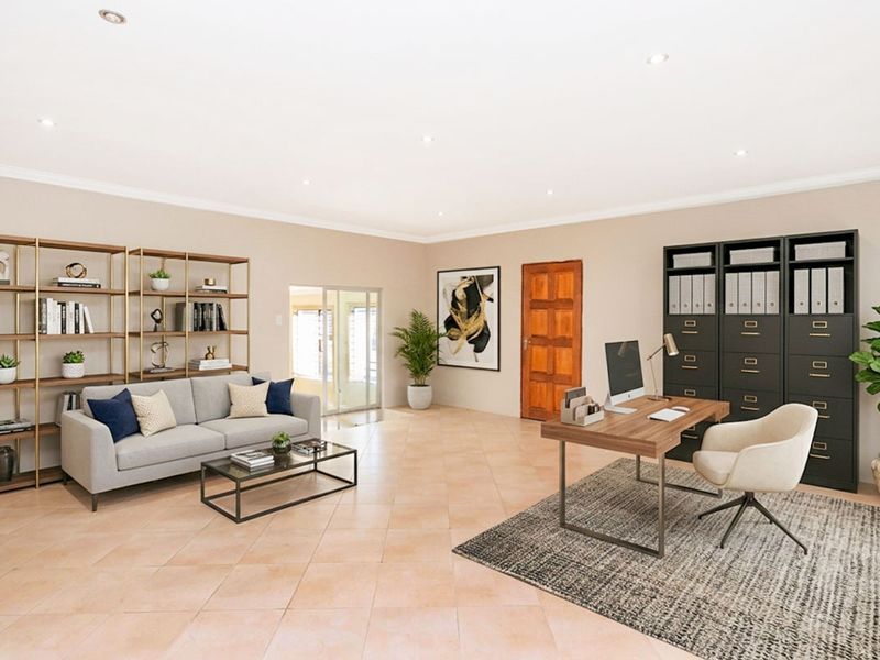 Spacious 3-Bedroom Family Home with Double Garage in Cosmo City - Photo 9