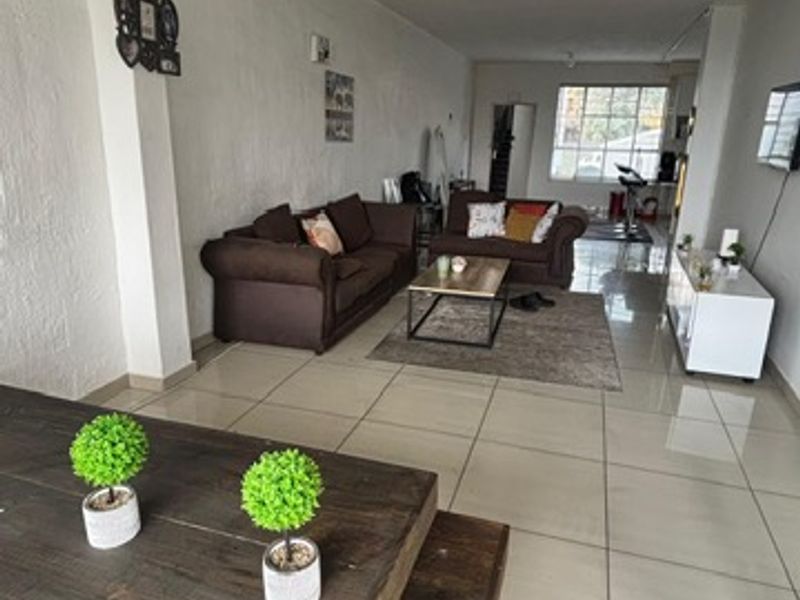 BRAMLEY PARK SANDTON - Photo 6