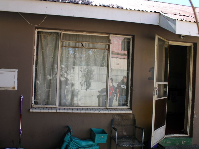 Rare Investment Gem in Nigel - Photo 2