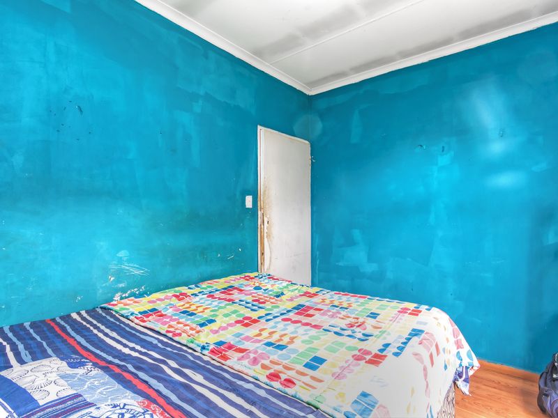 3 bedroom, 1 bathroom home - Photo 8