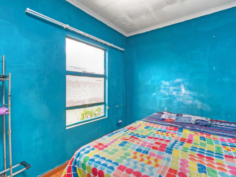 3 bedroom, 1 bathroom home - Photo 9