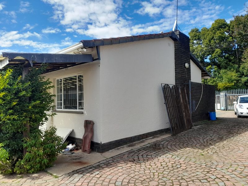 Freestanding For Sale In Johannesburg - Photo 9