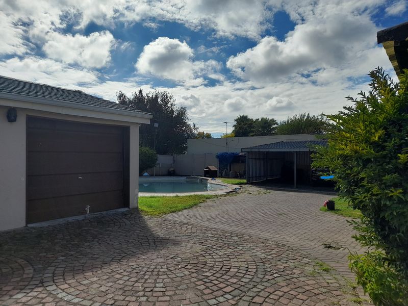 Freestanding For Sale In Johannesburg - Photo 8