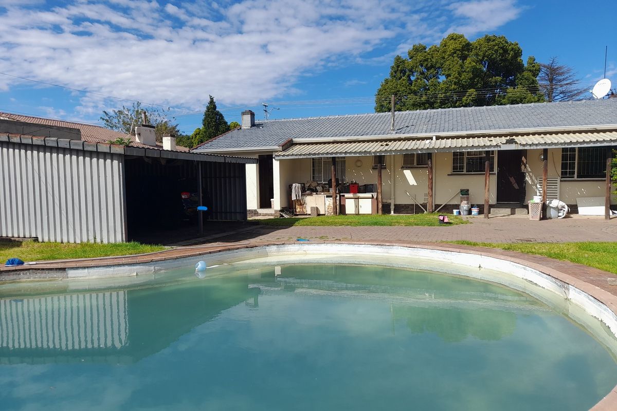 Freestanding For Sale In Johannesburg - Photo 5