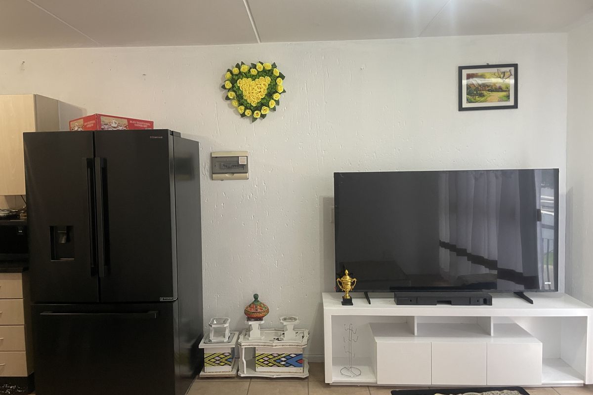 The Perfect Starter Home or Investment Opportunity - Photo 3