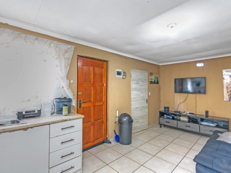 CALLING ALL INVESTORS - Photo 2