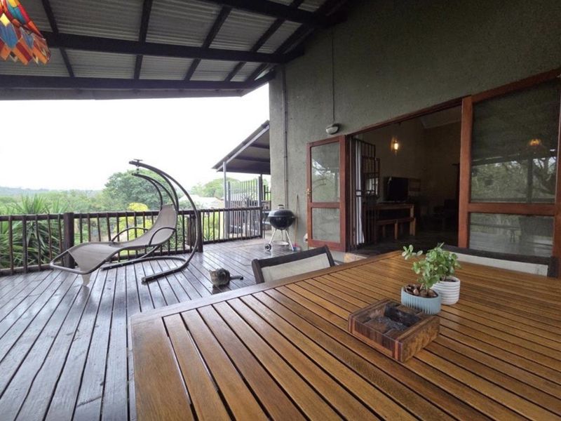 Tranquil Family Retreat with Scenic Views, Pool & Exceptional Space - Photo 9
