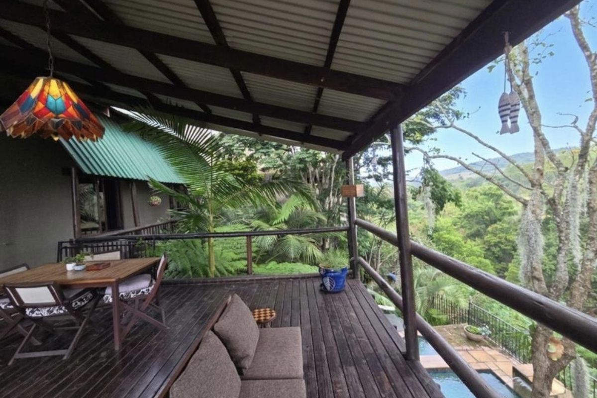 Tranquil Family Retreat with Scenic Views, Pool & Exceptional Space - Photo 3