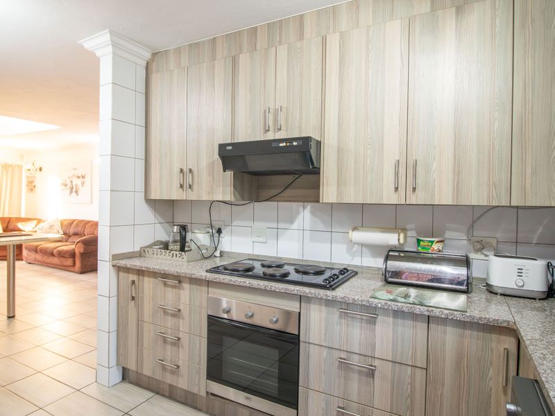 Beautiful Family Home in a Peaceful Area of Moreleta Park - Photo 10