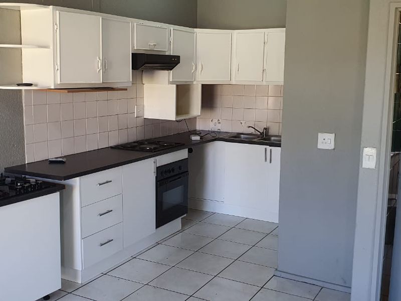 2c bedroom, 1 bathroom home - Photo 10