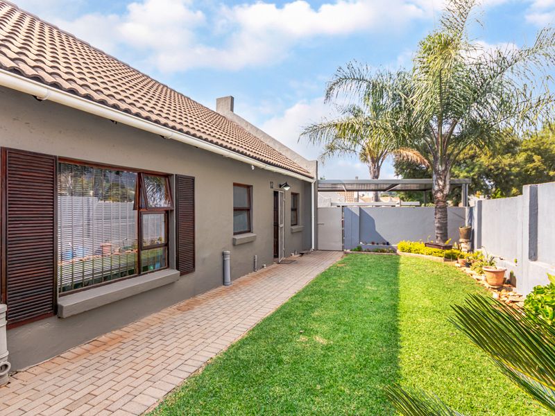 3 Bedroom Townhouse for sale in Pinehaven - Photo 10