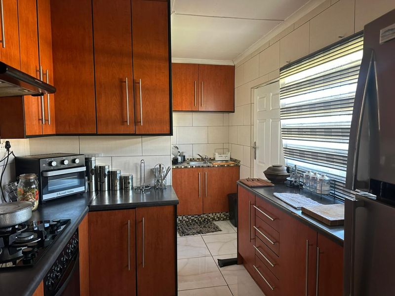 Home for sale in Klopperpark - Photo 2