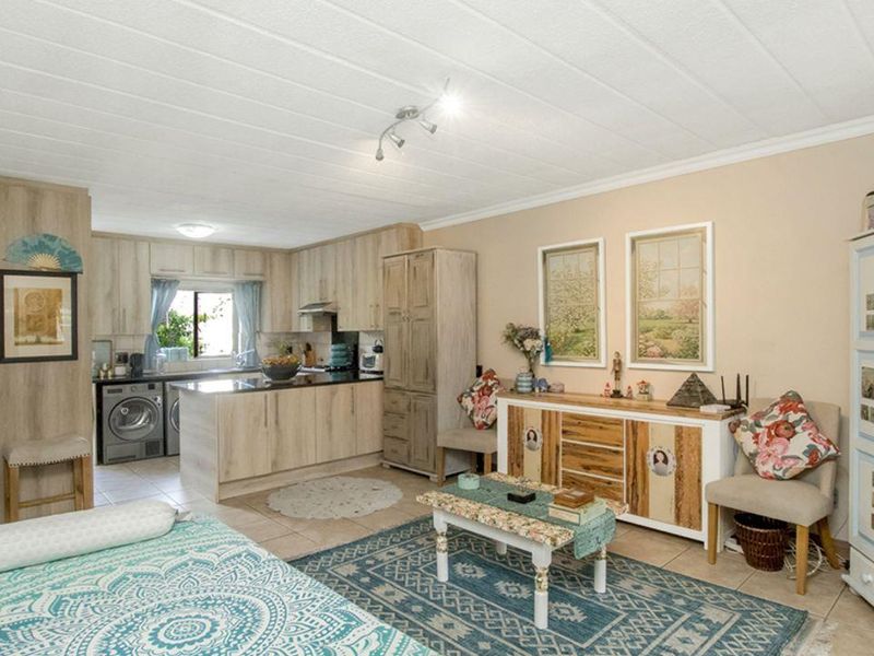 2 bedroom private garden unit in sought after estate in Jukskei Park - Photo 4