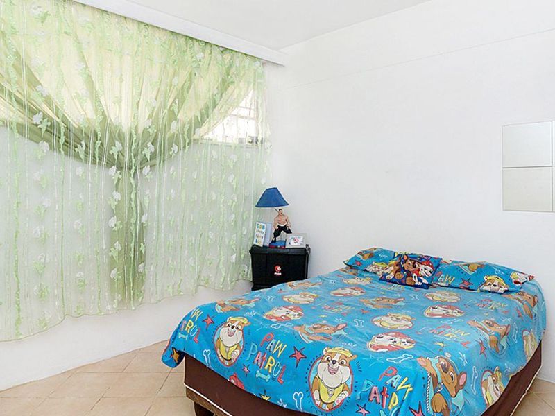 2 bedroom, 1.5 bathroom - Photo 10