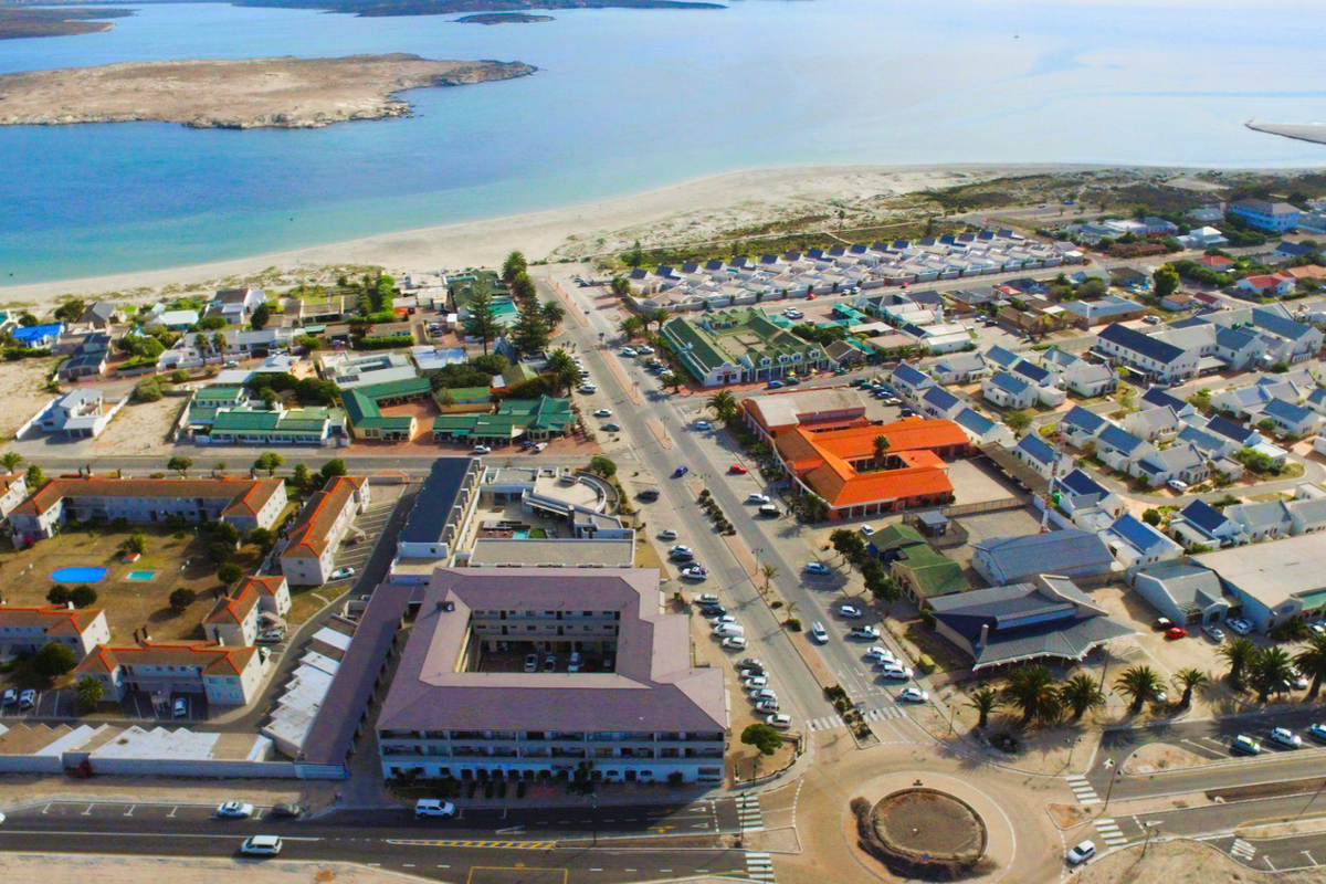 In the hub of Langebaan Action - Photo 2