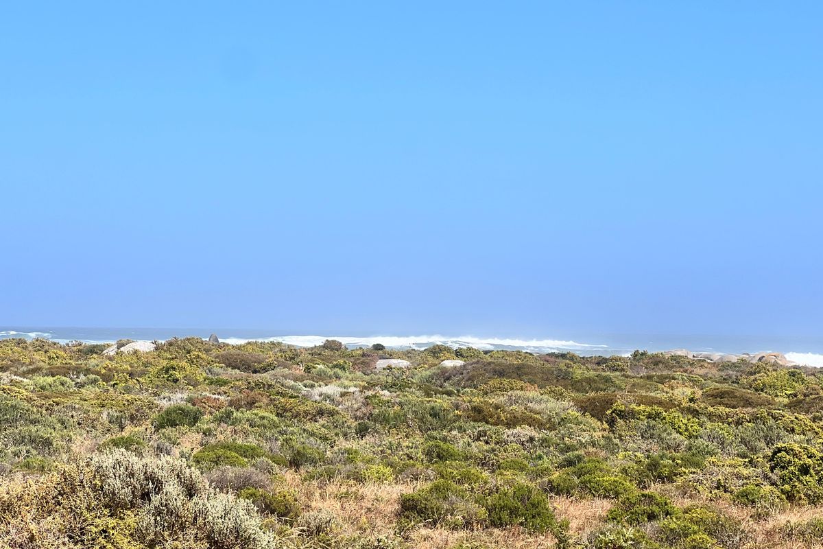 SEA FRONT PLOT - RARE REMAINING ONE - Photo 4