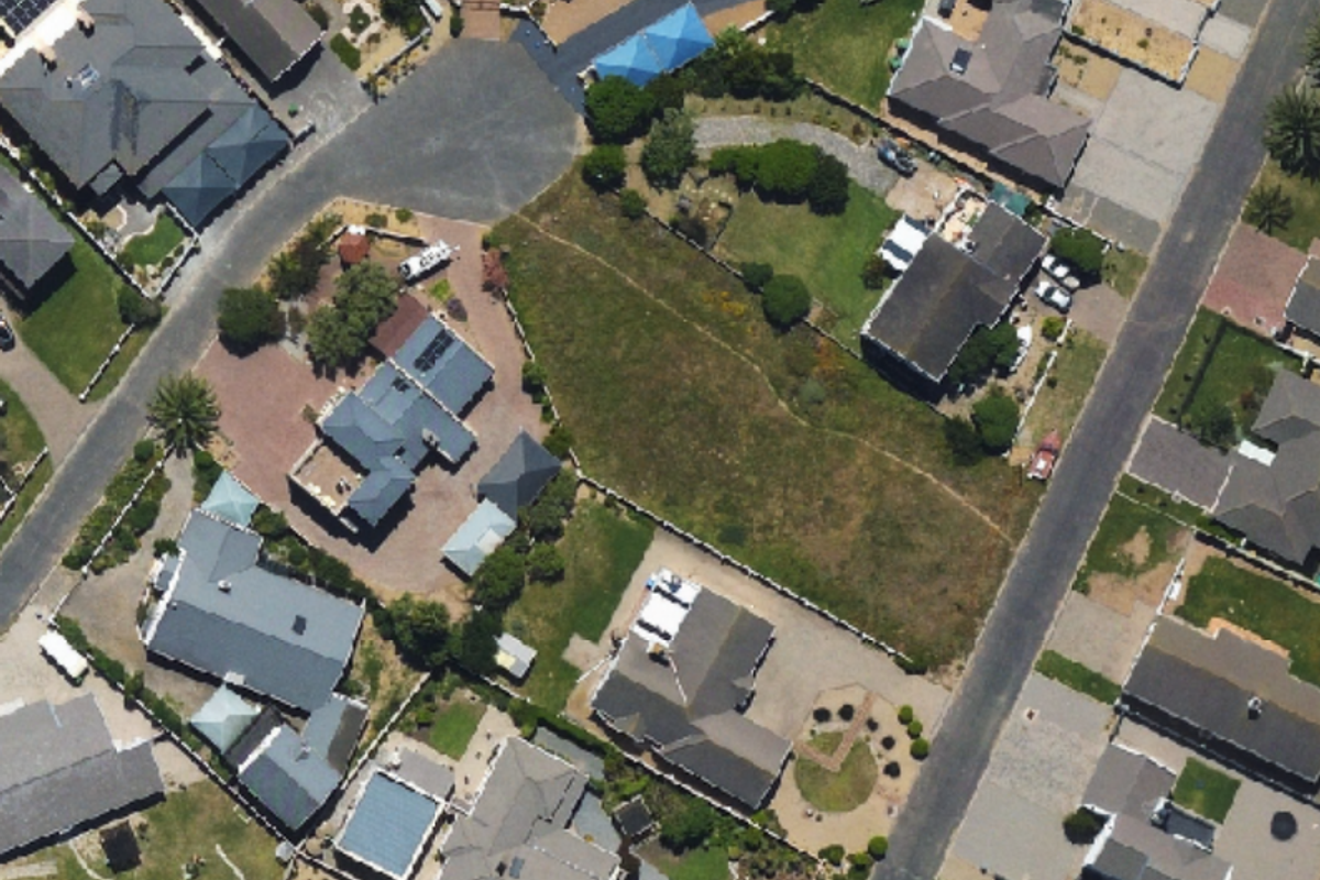 Rare Find!    Vacant land  NOW SELLING  in the highly sought-after Country Club, Langebaan! - Photo 5