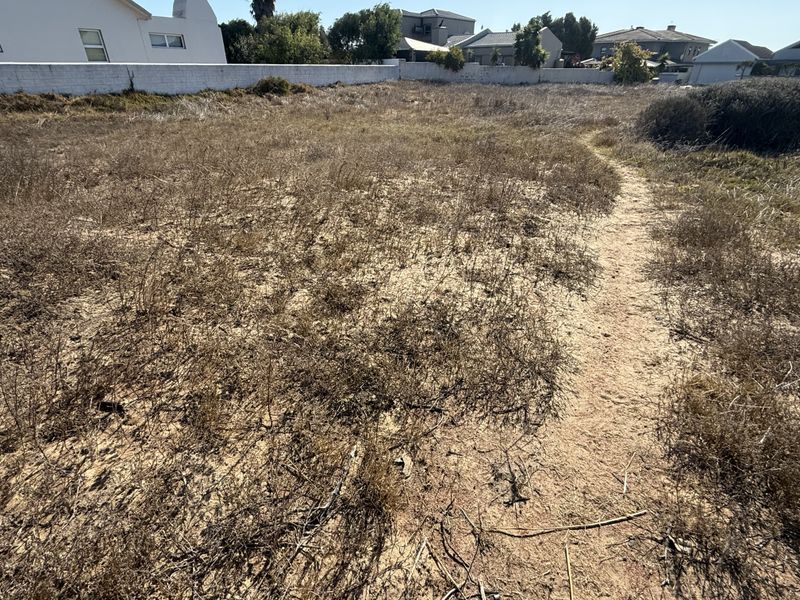 Rare Find!    Vacant land  NOW SELLING  in the highly sought-after Country Club, Langebaan! - Photo 9