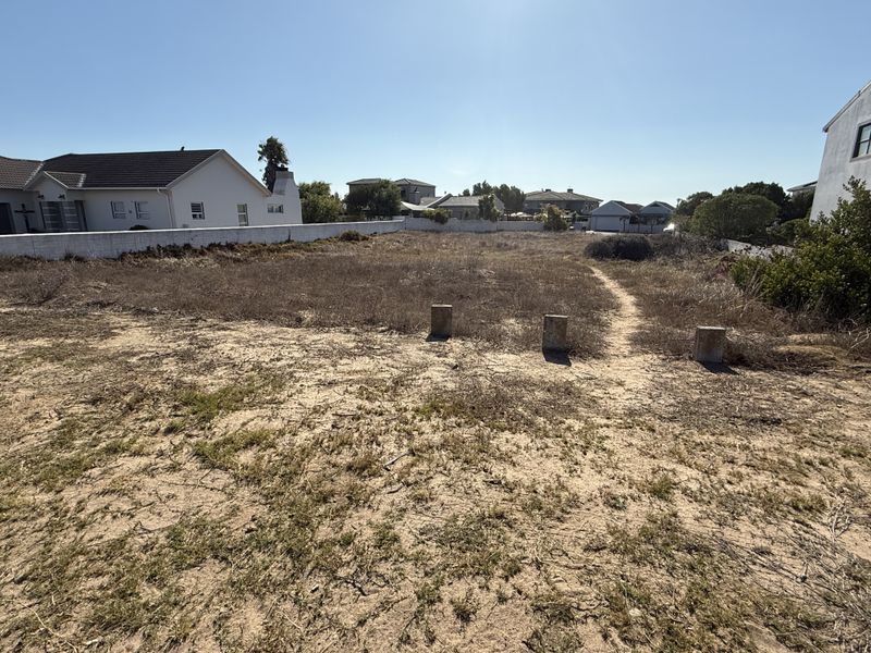 Rare Find!    Vacant land  NOW SELLING  in the highly sought-after Country Club, Langebaan! - Photo 7