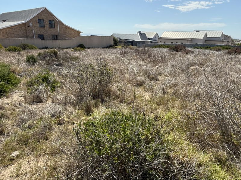 Vacant Plot for Sale___  Prime Opportunity: Build Your Dream Home with Stunning Lagoon Views - Photo 6