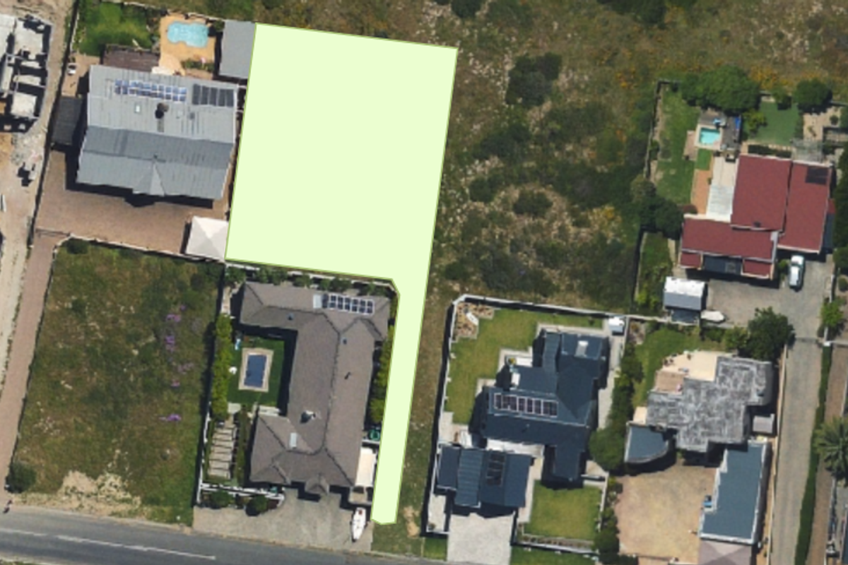 Vacant Plot for Sale___  Prime Opportunity: Build Your Dream Home with Stunning Lagoon Views - Photo 3