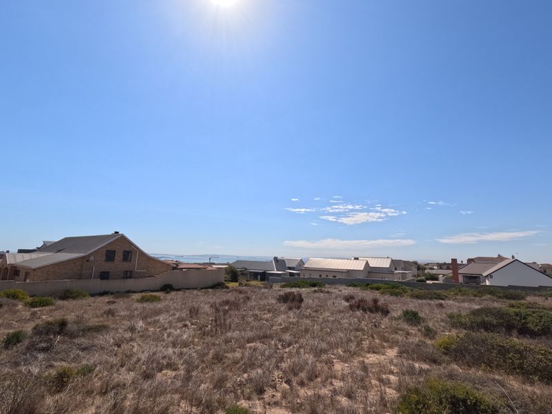 Vacant Plot for Sale___  Prime Opportunity: Build Your Dream Home with Stunning Lagoon Views - Photo 9