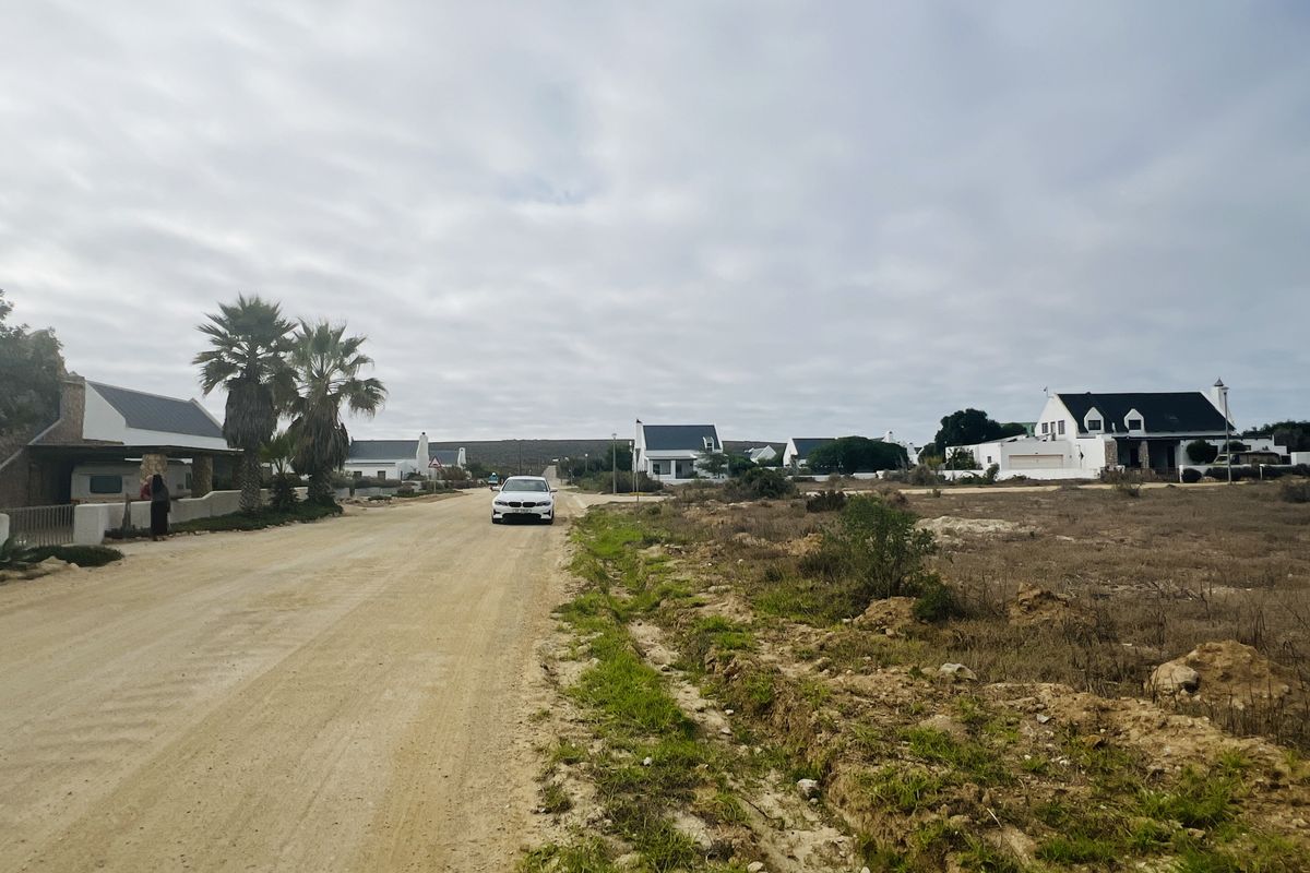Spacious 1450m2 Vacant Stand in Tranquil Jacobsbaai - Photo 5