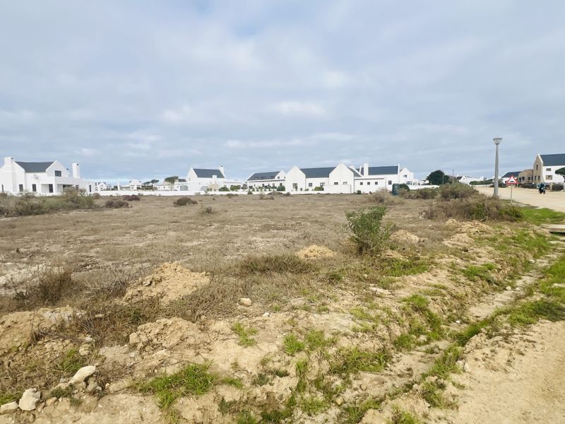 Spacious 1450m2 Vacant Stand in Tranquil Jacobsbaai - Photo 2