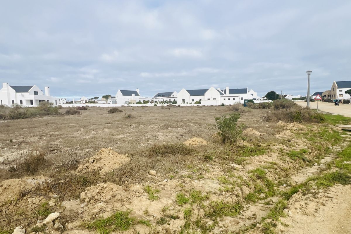 Spacious 1450m2 Vacant Stand in Tranquil Jacobsbaai - Photo 2