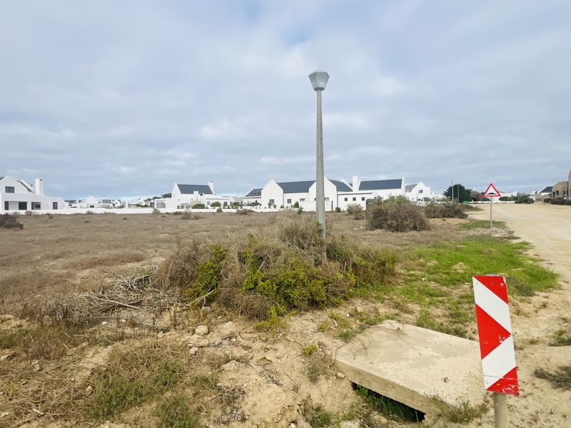 Spacious 1450m2 Vacant Stand in Tranquil Jacobsbaai - Photo 3