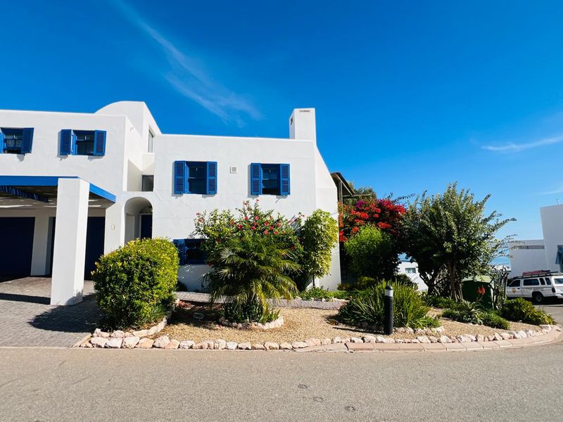 Laid-Back Beach Living with Ocean Views - Photo 4