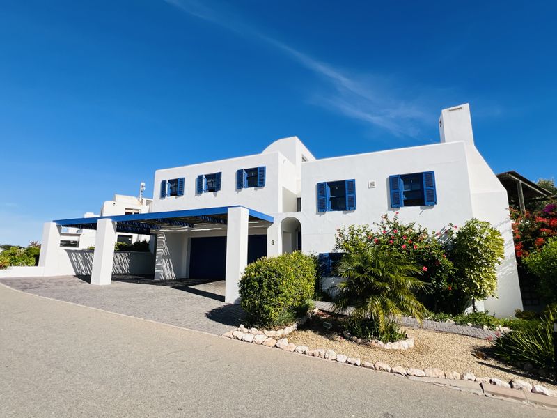 Laid-Back Beach Living with Ocean Views - Photo 2