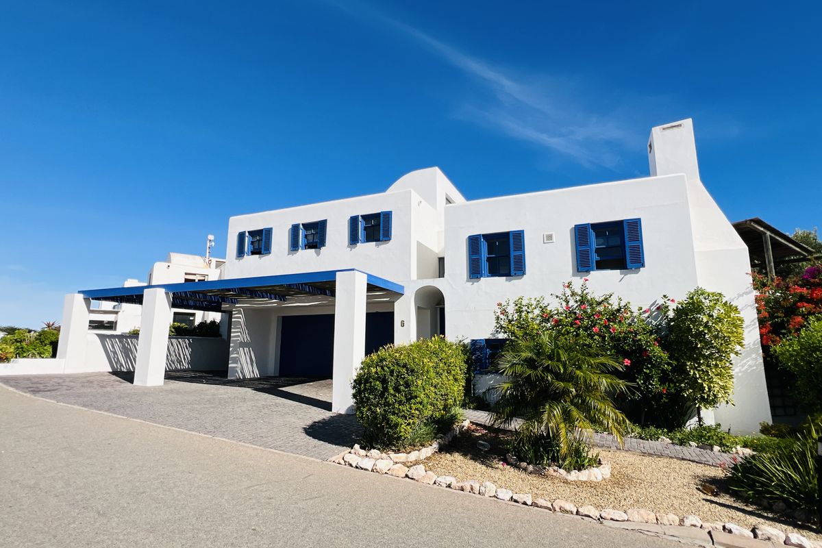 Laid-Back Beach Living with Ocean Views - Photo 2