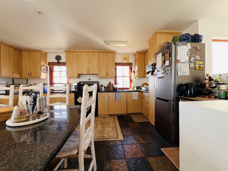 Laid-Back Beach Living with Ocean Views - Photo 7