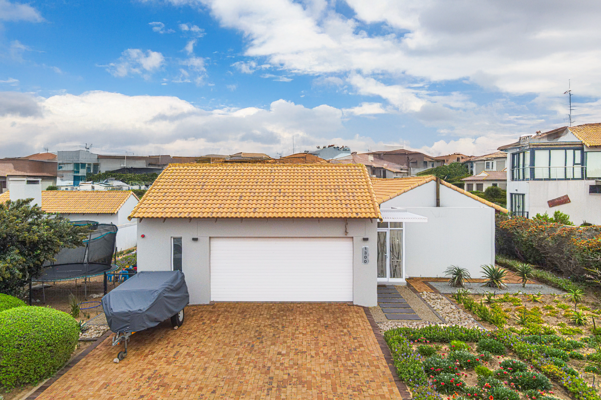 House For Sale In Langebaan - Photo 2