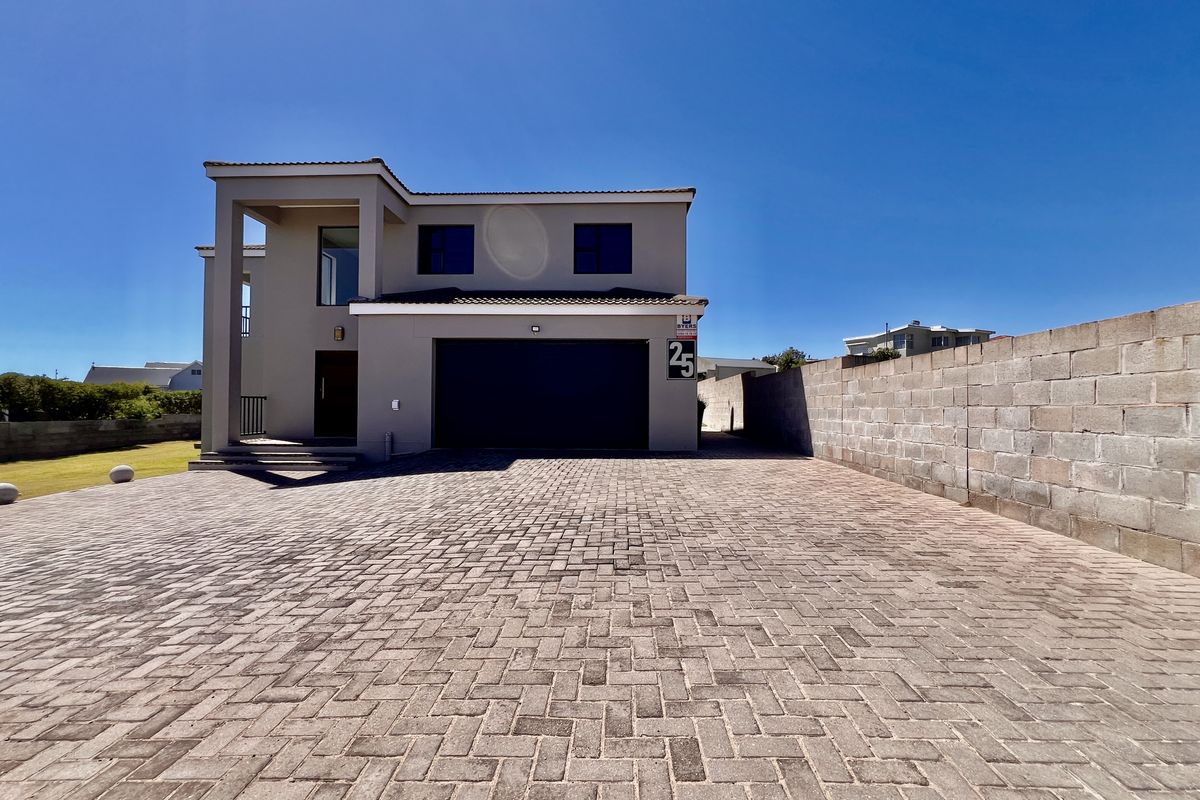 House For Sale In Langebaan - Photo 3