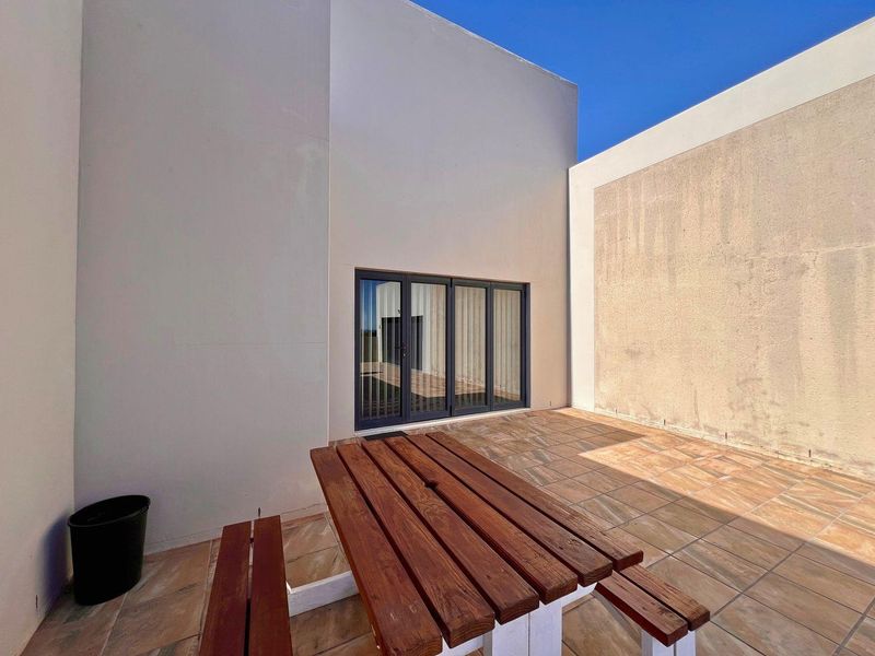 Rare Gem:    Single Story Dual-Living Family Home with Income Potential – Myburgh Park, Langebaan - Photo 5