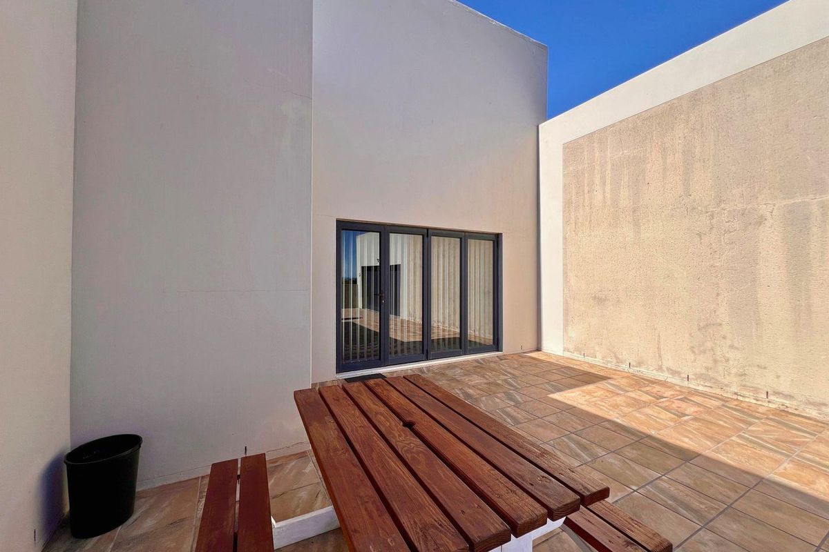 Rare Gem:    Single Story Dual-Living Family Home with Income Potential – Myburgh Park, Langebaan - Photo 5