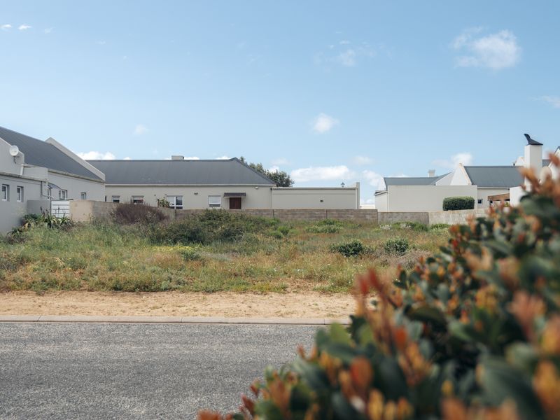 Peaceful living with beach and amenities just minutes away. - Photo 5